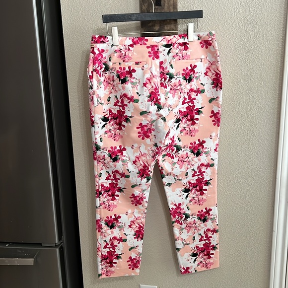 Calvin Klein Floral ankle pants - Picture 3 of 10